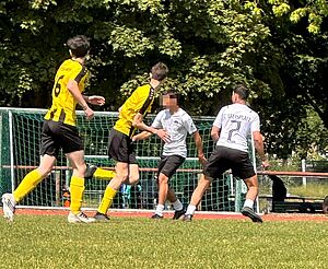 FC Steinplatz: Kicken für die Mannschaft und das Kiezimage – ein Aktionsfondsprojekt (Bild: FC Steinplatz)