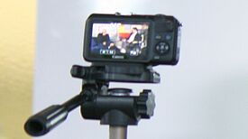 Das Projekt „Brunnenviertel digital“ vermittelt die Grundlagen des Filmemachens. Bild: Andrei Schnell