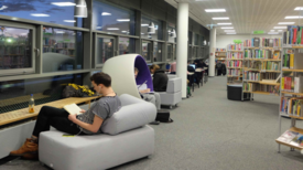 Die Helene-Nathan-Bibliothek ist ein Bildungsort und wichtiger Standort für die Nachbarschaft. Bild: Birgit Leiß