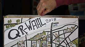 Die Wahlurne des QM Moabit West Foto: Gerald Backhaus /QM Moabit West