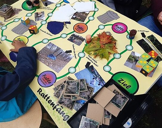 Spielerisch  werden Themen wie Recyceln, Mülltrennung und Umwelt vermittelt. (Foto: QM Dammwegsiedlung/Weiße Siedlung W+P GmbH)