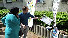 Zwei von der Bewohnerschaft mitentwickelte Gestaltungslinien standen zur Auswahl. Foto: Holger Heiland, QM High-Deck-Siedlung