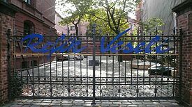 Die Refik-Veseli-Schule hat sich zu einer stark nachgefragten Schule entwickelt Bild: QM Wrangelkiez