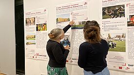 Während der Messe wurden neun laufende Projekte aus dem QM-Gebiet Pankstraße vorgestellt. (Bild: Julia Six)