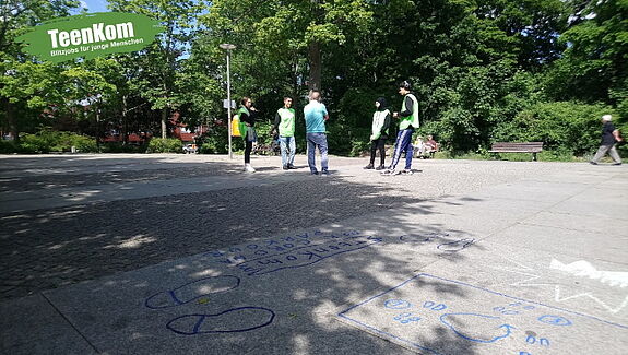 Ende Mai 2020 veranstaltete TeenKom einen Corona-Parcours auf dem Vinetaplatz. Foto: Caiju e.V.