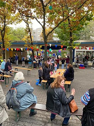 Das große Eröffnungsfest im Quartier Titiseestraße. (Foto: Selim Toth)