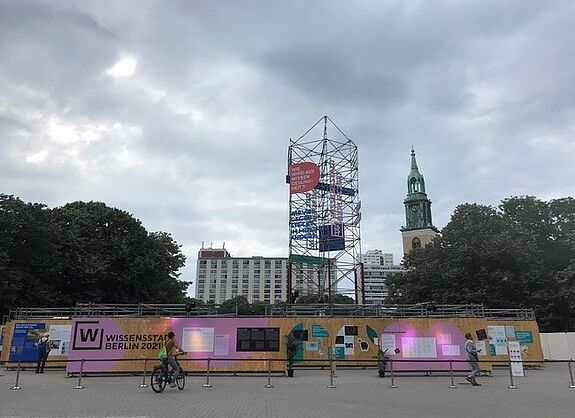Im Rahmen der Ausstellung werden auch die Ergebnisse des Forschungsprojekts INTERPART („Interkulturelle Räume der Partizipation“) präsentiert. (Bild: Senatsverwaltung für Stadtentwicklung und Wohnen, Programm Soziale Stadt / BENN)