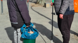 Das USE- und QM-Team räumen den Soldiner Kiez auf. Bild: QM Soldiner Straße