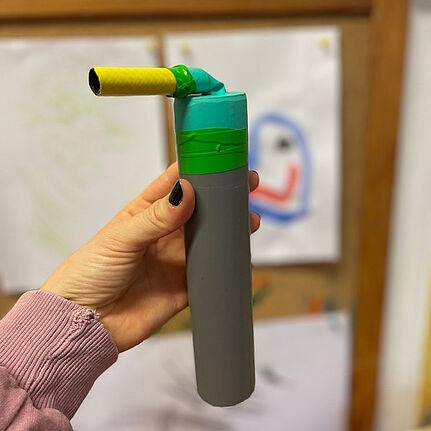 Die Kinder sammelten nicht nur musikalische Erfahrung, sondern lernten auch Instrumente selbst zu bauen. (Bildquelle: Julia Six)
