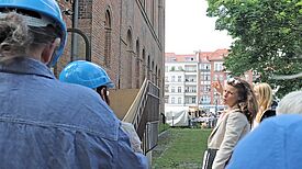 Baustellenführung in der Alten Nazarethkirche: Drin und draußen gab es viel sehen. (Bild: Andrei Schnell)