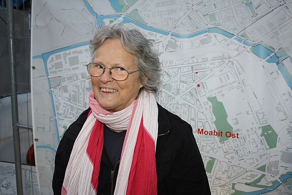 Die langjährige Plenumsmoderatorin Susanne Torka (B-Laden) führte durch den Abend. (Bild: Gerald Backhaus)