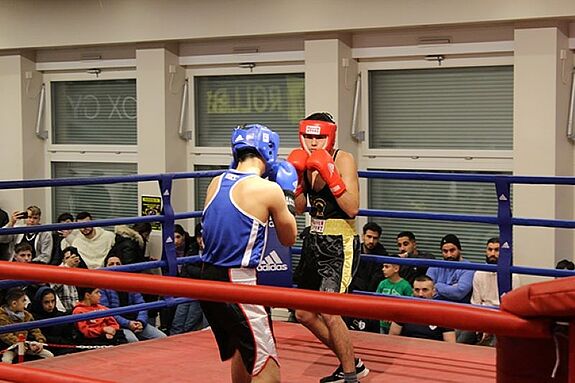 Der Aktionsfonds ermöglichte eine große Info- und Boxsportveranstaltung im Kinder- und Jugendzentrum Lessinghöhe. (Bild: QM Rollbergsiedlung / Rollberger Box Gym e.V.)