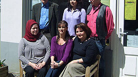 Das aktuelle Team des Nachbarschaftsladens im Sprengelkiez Foto: QM Sparrplatz