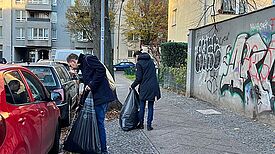 Beim Aufräumen in der Silbersteinstraße kam einiges zusammen. (Bild: QM Glasower Straße)