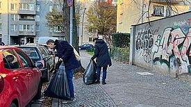 Beim Aufräumen in der Silbersteinstraße kam einiges zusammen. (Bild: QM Glasower Straße)