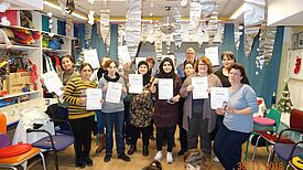 Gruppenfoto mit allen Teilnehmerinnen des Kurses. Bild: Rolf A. Götte, QM Marzahn-NordWest