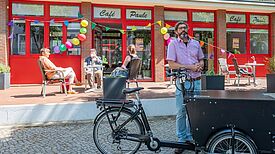 Das Café Paule öffnet ab jetzt regelmäßig und lädt ein zu Kaffee, Kuchen und guten Gesprächen. (Bild: Ralf Salecker)