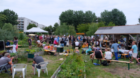 Das HellD-Festival war gut besucht: Über 500 Gäste nahmen am Sommerfest in der Helle Oase teil. Foto: QM Hellersdorfer Promenade 