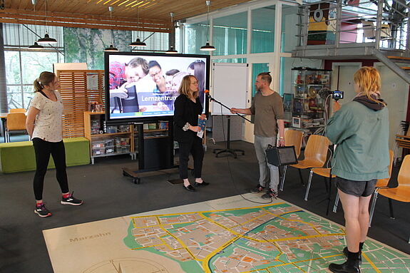 Das medienpädagogische Team des Lernzentrums Bild: QM Hellersdorfer Promenade