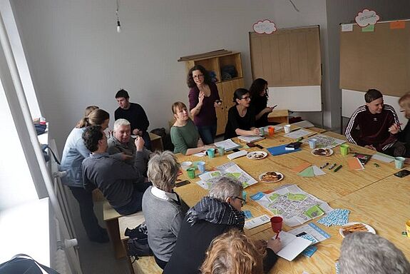 Erstes Netzwerktreffen in der „Waschküche“. Foto: Andrei Schnell, QM Brunnenviertel-Ackerstraße
