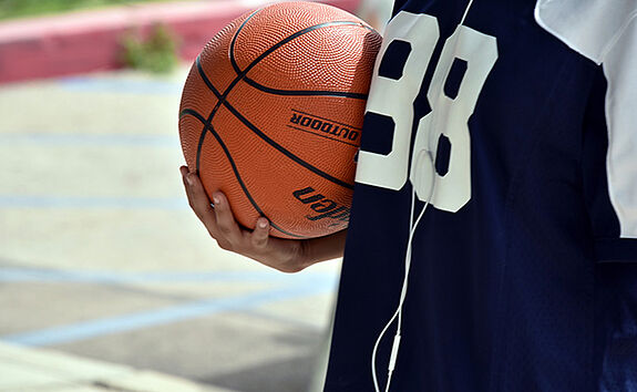 Im Koeltzepark können Jugendliche ihre Basketballtechnik verfeinern. Foto: publicdomainpictures.net