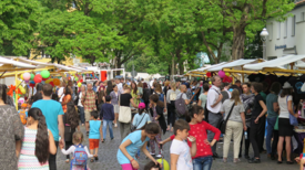 Das Straßenfest im Körnerkiez bietet ein Programm für die ganze Familie. Bild: Pietro Verga