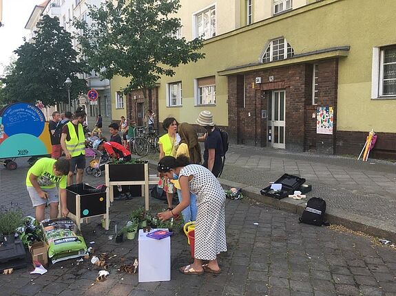 Grüner, sicherer und barrierefreier soll der Soldiner Kiez werden: An Ideen für das neue Integrierte Handlungs- und Entwicklungskonzept (IHEK) des Quartiers mangelt es nicht. (QM Soldiner Straße)