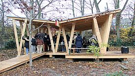 Das grüne Klassenzimmer ist ein Holzbauwerk. (Bild: Dominique Hensel)