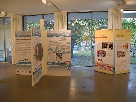 Ausstellung zur Sozialen Stadt in Berlin „Quartiere gestalten – Gestern, heute, morgen!“. Bild: Planergemeinschaft für Stadt und Raum eG