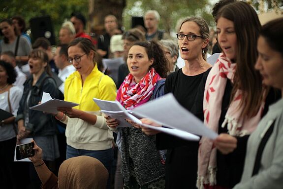 Auch viele Chöre aus dem Kiez nahmen am Konzert teil. Bild: Johannes Hayne