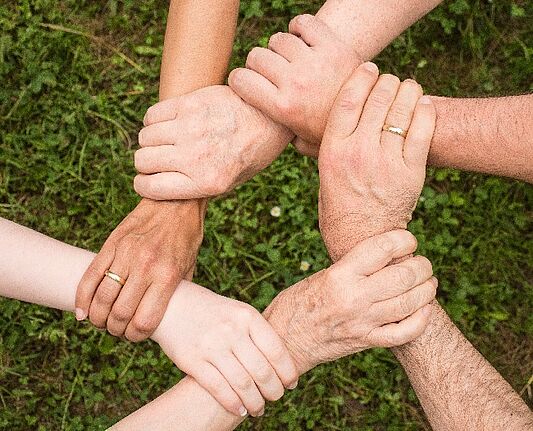 Dank der tollen Projektideen musste die neue Aktionsfondsjury nicht lange überlegen und gab den eingereichten Anträgen grünes Licht. Die drei Aktionen werden mit 300 bis 1.500 Euro gefördert und beginnen noch in diesem Sommer. (Bild: Pexels/Pixabay)