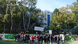 Die Klix-Arena soll erneuert werden. Foto: QM Auguste-Viktoria-Allee