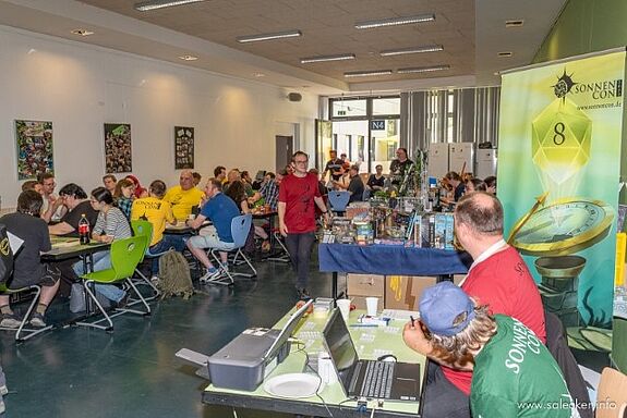 Rund 140 Rollenspielfans kamen zur 6. Sonnencon 2023 in der Spandauer Neustadt zusammen. (Bild: www.salecker.info)