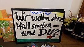 Neuköllner Schülerinnen und Schüler setzen sich für eine saubere Nachbarschaft ein. Foto: QM Flughafenstraße