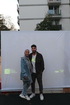 Filmemacherin Nora Barbiche und ihr Ehemann Abbas El-Jarmaki stellten den Film vor und leiteten die anschließende Diskussion. (Bild: H. Heiland)