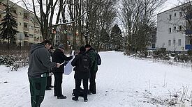 Wo passiert was? Ortsbegehung in der Klixarena. (Bild: QM Auguste-Viktoria-Allee)