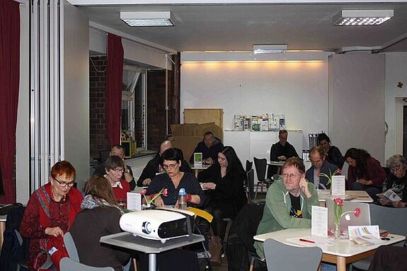 „Was benötigen ältere Menschen in Moabit?“ Das fragte die Stadtteilkonferenz. Foto: Gerald Backhaus