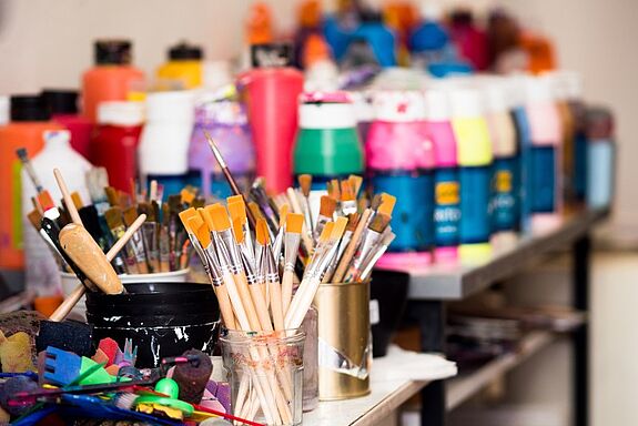 Die Materialien für das Mitmachatelier wurden über den Aktionsfonds des QMs Pankstraße finanziert. (Bild: Sulamith Sallmann)