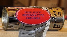 Musik selber bauen beim 18. Bildungssalon. Bild: Stefanie Tragl
