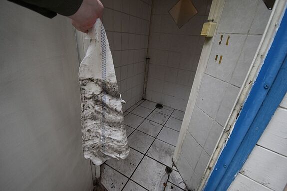 Die beiden Toilettenräume des ehemaligen Biergartens sollen wieder strahlen. (Bild: QM Boulevard Kastanienallee)