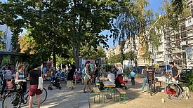 Viele Neugierige besuchten die Einweihungsfeier der Grüntaler Promenade. Bild: QM Soldiner Straße