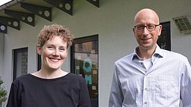 Susannah Sundman (links) und Jochen O. Ley sind von Beginn an dabei und vertreten den Quartiersrat als Sprecherin und Sprecher nach außen. (Bild: QM Glasower Straße)