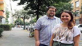 Martin und Ewelin Barthel betreuen das Projekt Kiez(t)raum. Bild: Andrei Schnell, Sulamith Sallmann