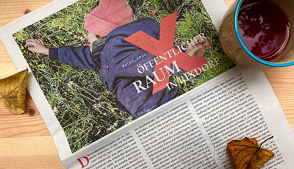 In der ersten Ausgabe der neuen Kiezzeitung „X – Rixdorfer Kiezinfo“ dreht sich alles um den öffentlichen Raum in Rixdorf. (Bild: Stephanie Piehl)