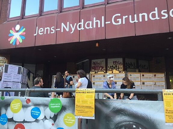 Am 9. September 2021 war der Wahltag im Gebiet Zentrum Kreuzberg/ Oranienstraße. Gewählt wurde in der Jens-Nydahl-Grundschule. (Bild: QM ZKO)