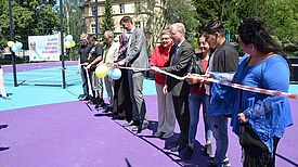 Feierliche Eröffnung des neuen Schulhofs. Bild: QM High-Deck-Siedlung/Sonnenallee-Süd
