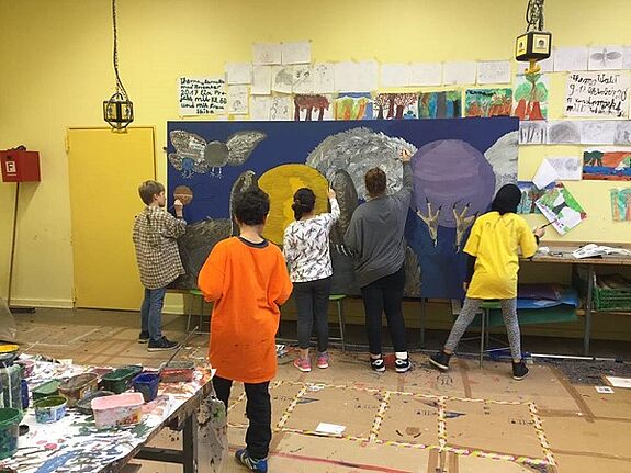 Kreative Schülerinnen und Schüler. Foto: Andrei Schnell / QM Brunnenviertel-Ackerstraße