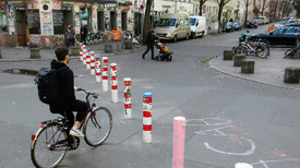 Diagonalsperre im Wrangelkiez. Foto: Jens Sethmann