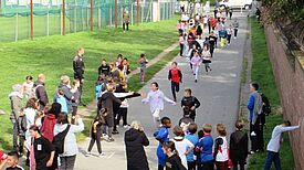 Nur noch wenige Schritte bis zum Zieleinlauf des 800-Meter-Laufs. (Bild: Jens Sethmann)