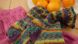 Interessierte sind bei der Handarbeitsgruppe jederzeit willkommen – auch ohne Vorkenntnisse. Foto: QM Mariannenplatz